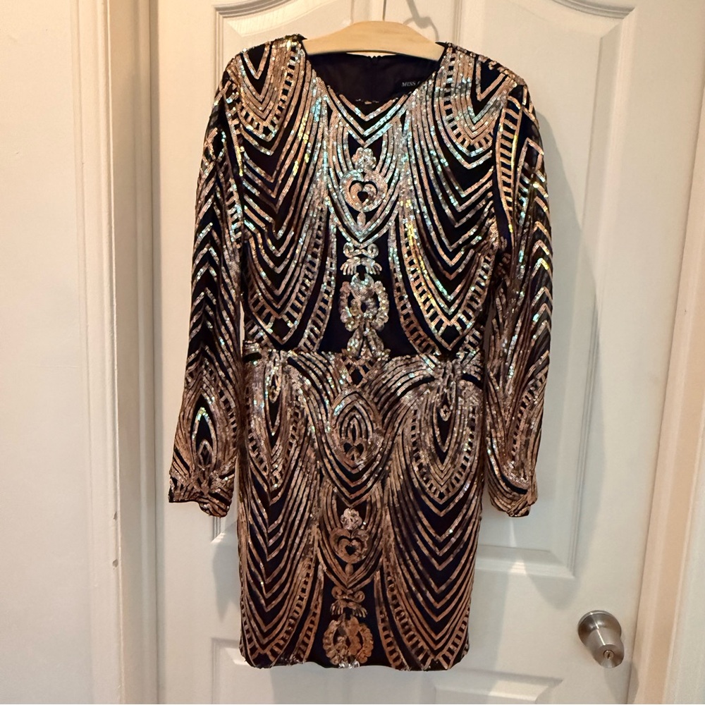 Sequin-Embellished Long Sleeve Dress in Black and Gold